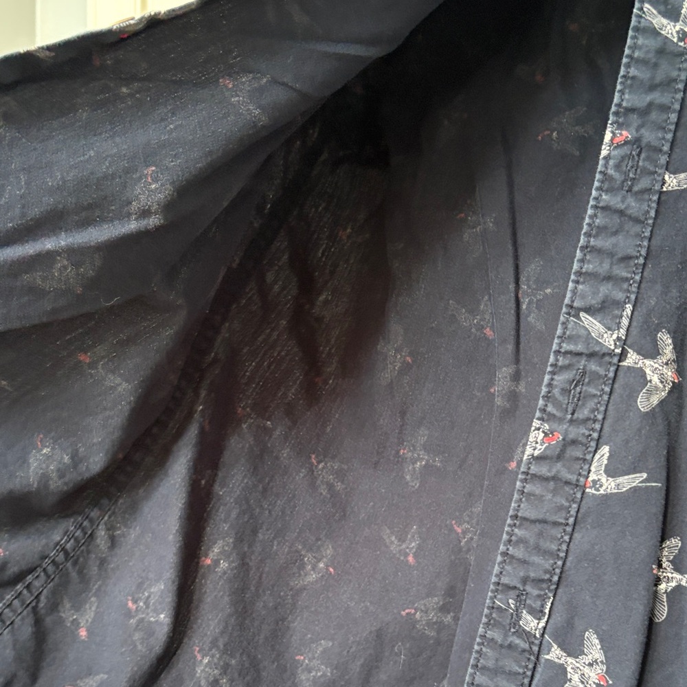 Denim & Flower Navy Short-Sleeve Button-Down Shirt with Bird Print - Picture 5 of 8